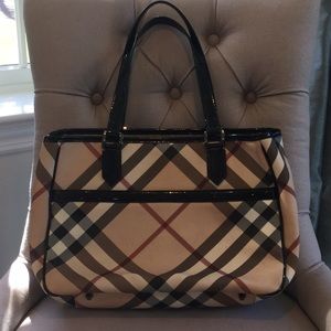 Burberry Nova Check Tote w/Dustbag